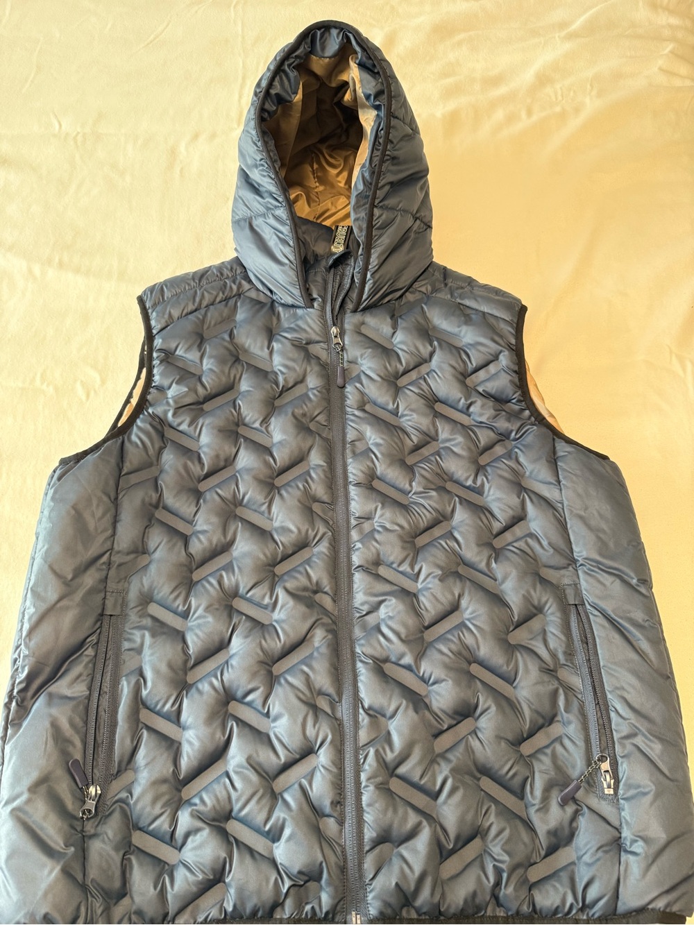 Navy Blue Noize Men's Quilted Hooded Vest - navy blue with Tan Lining